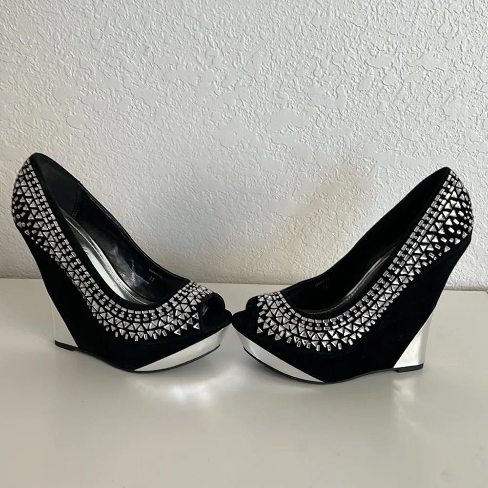 Rhinestone embellished platforms size 7.5 black and silver